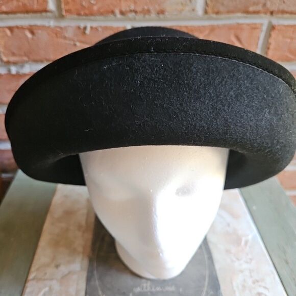 Bettina Women's Black Wool Hat ?bucket bowler style Italy - Picture 9 of 9